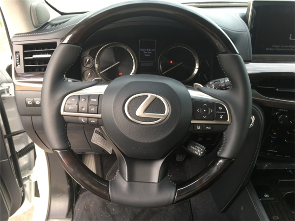 雷克萨斯LX570销售电话：13389982878刘经理