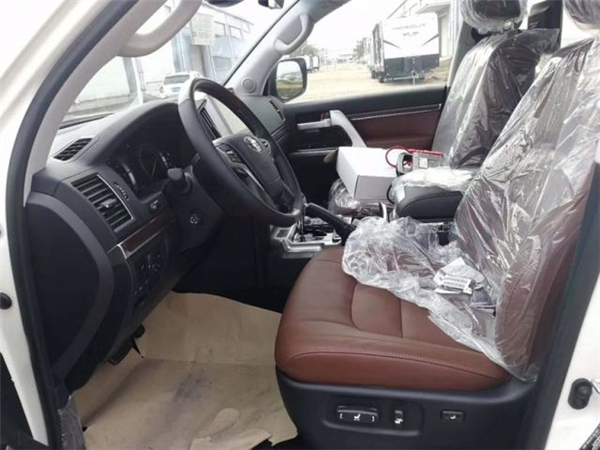 丰田酷路泽5700销售电话：13389982878刘经理