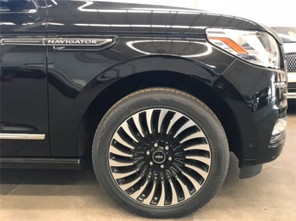 林肯领航员销售电话：13389982878刘经理