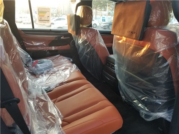 雷克萨斯LX570销售电话：13389982878刘经理