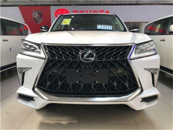 雷克萨斯LX570 7×24H销售热线：133-8998-2878刘经理（同微信）