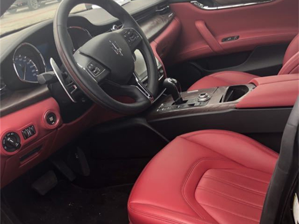 玛莎拉蒂总裁销售电话：13389982878刘经理