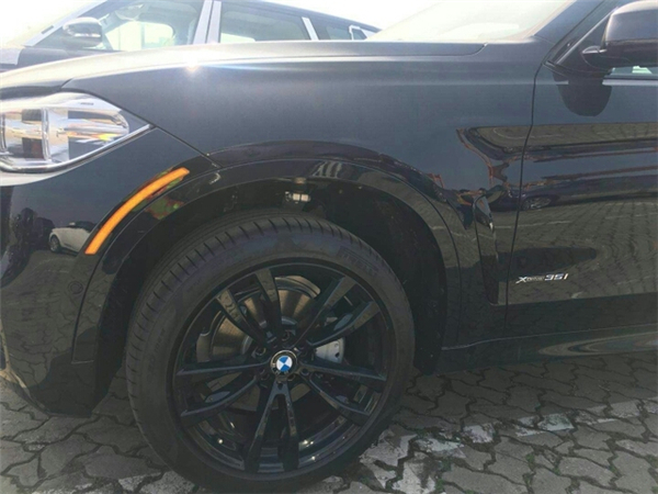 宝马X6销售电话：13389982878刘经理