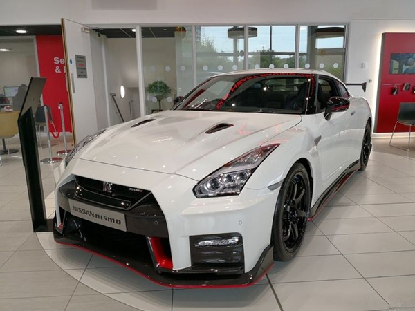 日产GTR nismo销售电话：13389982878刘经理