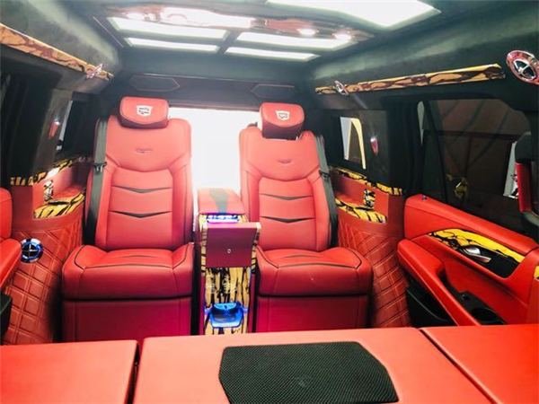 凯迪拉克总统一号销售电话：13389982878刘经理