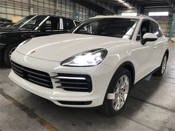 保时捷卡宴销售电话：13389982878刘经理