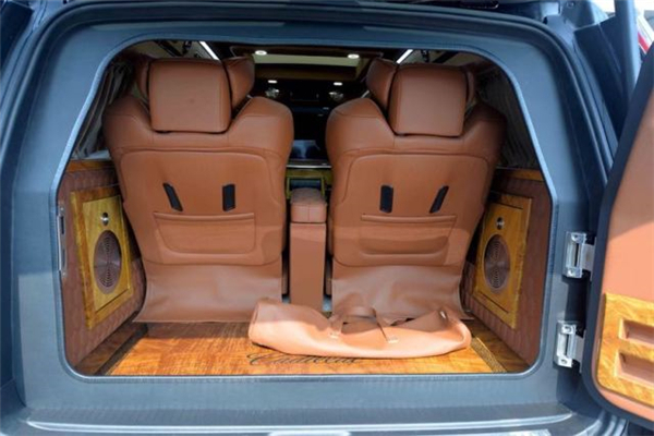 凯迪拉克总统一号销售电话：13389982878刘经理