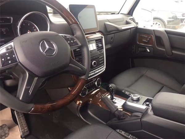 奔驰G500销售电话：13389982878刘经理