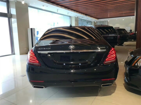 迈巴赫S600 Pullman销售电话：13389982878刘经理