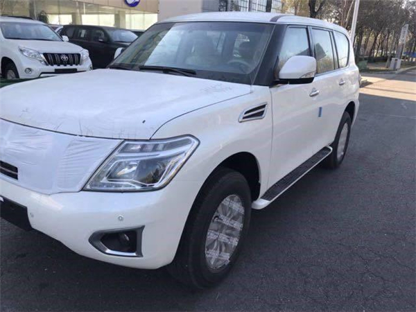 日产途乐销售电话:13389982878刘经理 7b616c56add21248.jpg