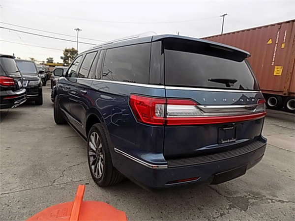 林肯领航员销售电话:13389982878刘经理 7b683d1390195cd4.jpg