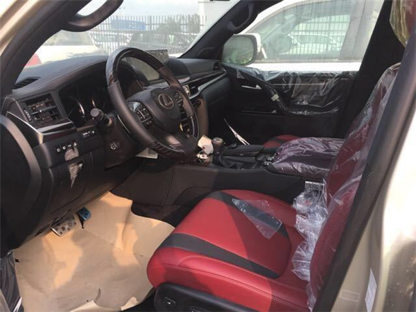 雷克萨斯LX570销售电话：13389982878刘经理