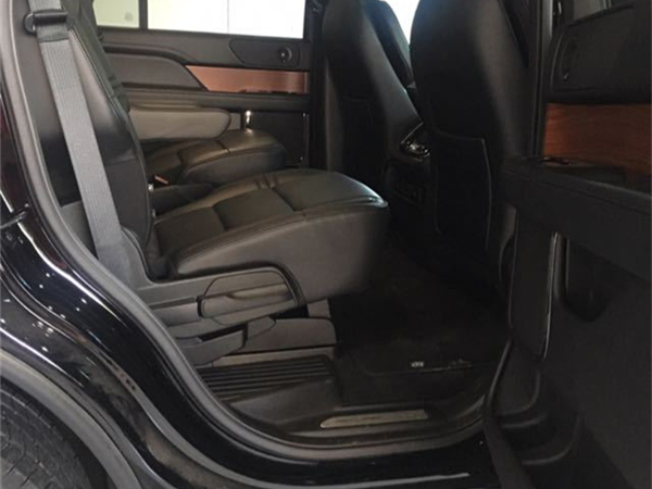 林肯领航员销售电话：13389982878刘经理