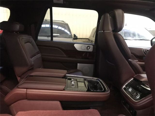 林肯领航员销售电话：13389982878刘经理