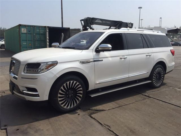 林肯领航员销售电话：13389982878刘经理