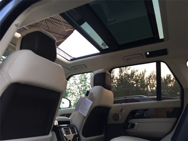 路虎揽胜销售电话：13389982878刘经理