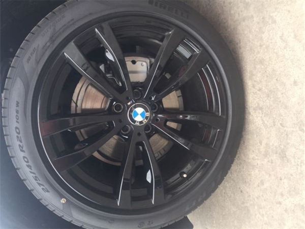 宝马X5销售电话：13389982878刘经理