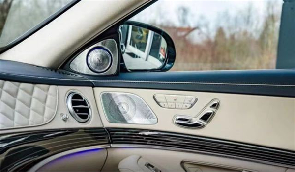 迈巴赫S560销售电话：13389982878刘经理