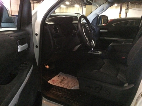 丰田坦途销售电话:13389982878刘经理 丰田坦途销售电话:13389982878刘经理