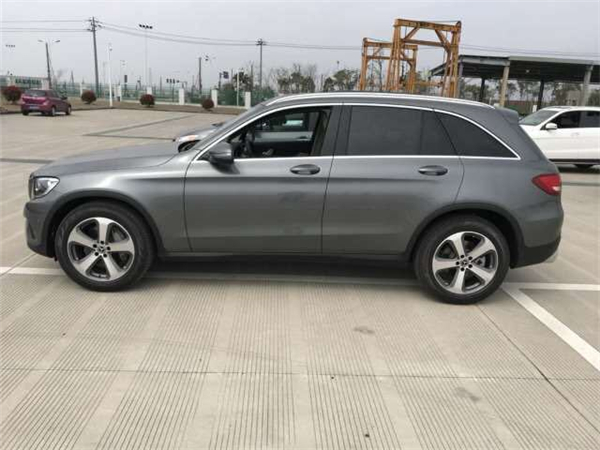 奔驰GLC300销售电话:13389982878刘经理 奔驰GLC300销售电话:13389982878刘经理