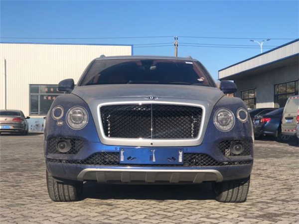 宾利添越销售电话：13389982878刘经理