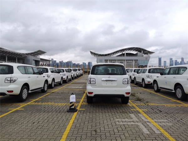 日产途乐销售电话：13389982878刘经理