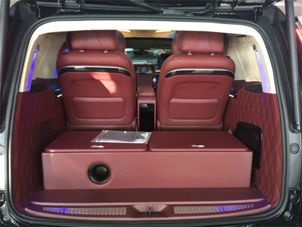 凯迪拉克总统一号销售电话：13389982878刘经理