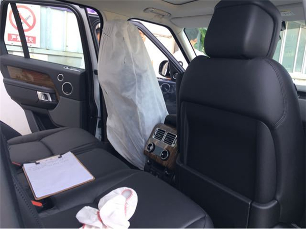 路虎揽胜销售电话：13389982878刘经理