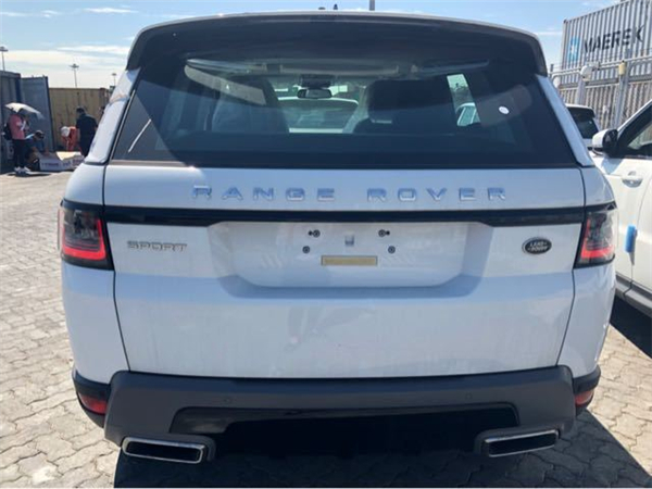 路虎揽胜运动销售电话：13389982878刘经理