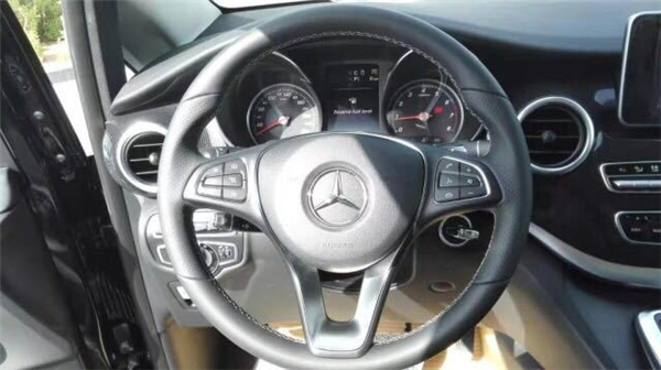 进口奔驰V250销售电话:13389982878刘经理 进口奔驰V250销售电话:13389982878刘经理