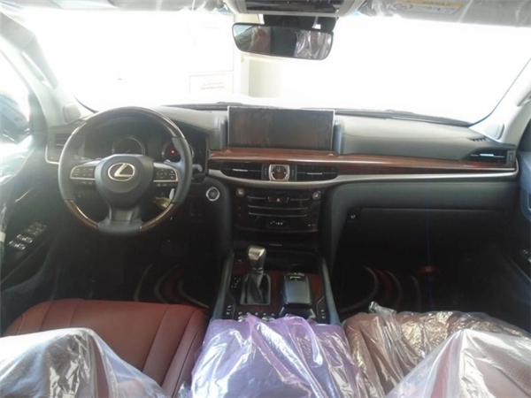 雷克萨斯LX570销售电话：13389982878刘经理
