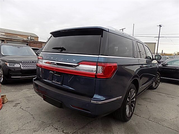 林肯领航员销售电话:13389982878刘经理 a0c829700aa3483e.jpg