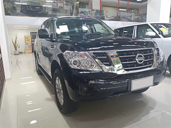 日产途乐Y62销售电话：13389982878刘经理