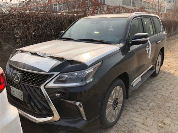 雷克萨斯LX570销售电话：13389982878刘经理