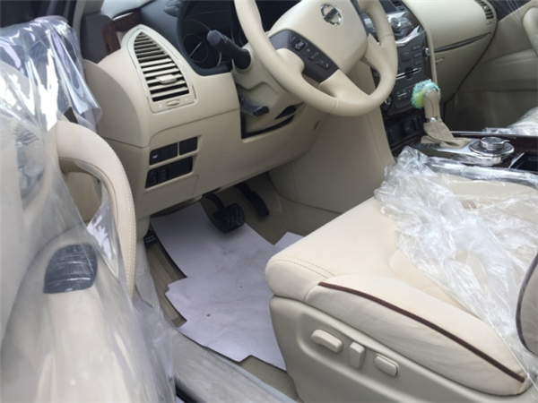 日产途乐销售电话：13312185430刘经理