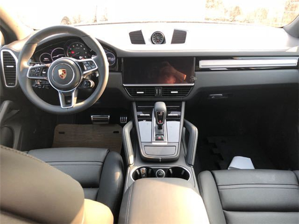 保时捷卡宴销售电话：13389982878刘经理