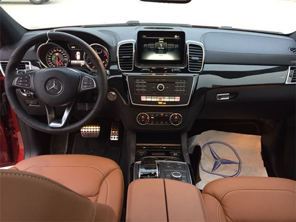 奔驰GLE系列 7×24H销售热线：133-8998-2878刘经理（同微信）