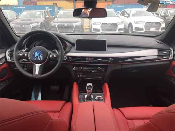 宝马X6销售电话：13389982878刘经理