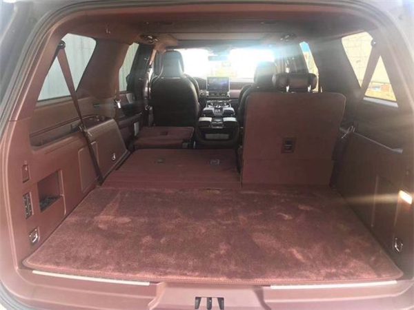 林肯领航员销售电话：13389982878刘经理