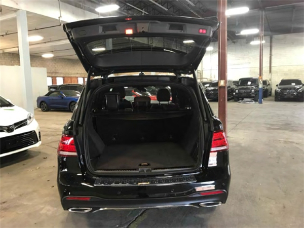 奔驰GLE400销售电话:13389982878刘经理 奔驰GLE400销售电话:13389982878刘经理