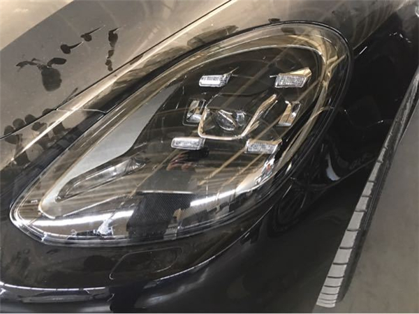 保时捷帕拉梅拉销售电话：13389982878刘经理