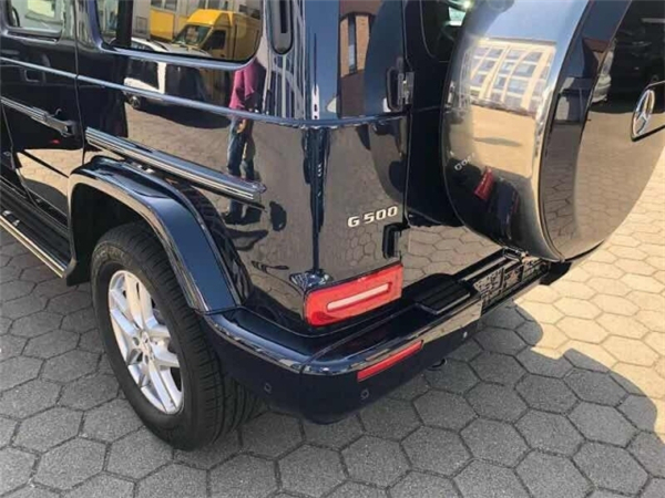 2019款奔驰G500销售电话：13389982878刘经理
