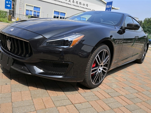 玛莎拉蒂总裁SQ4销售电话：13389982878刘经理