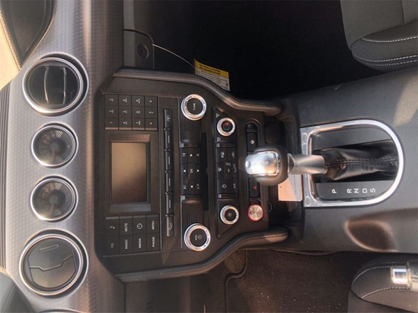 福特野马销售电话：13389982878刘经理