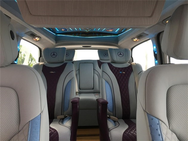 进口奔驰V250销售电话：13389982878刘经理