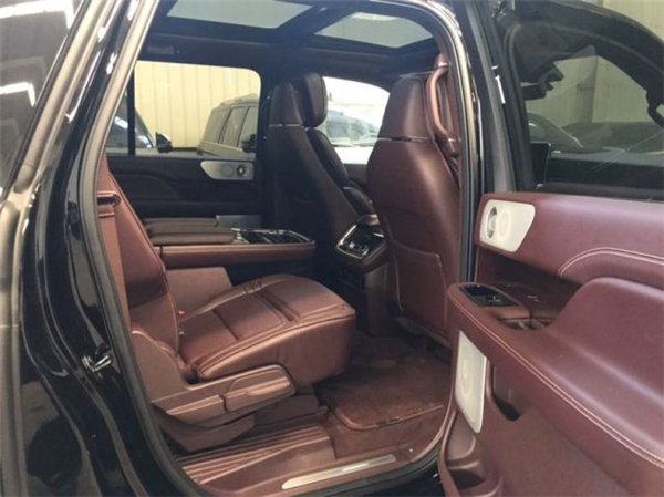 林肯领航员销售电话：13389982878刘经理