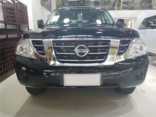 日产途乐Y62销售电话：13389982878刘经理