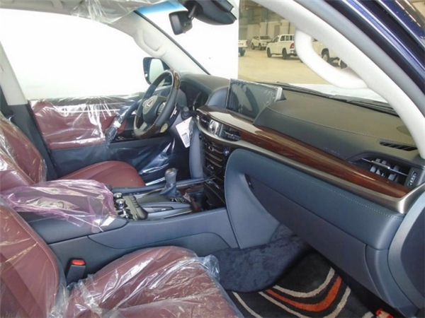 雷克萨斯LX570销售电话：13389982878刘经理