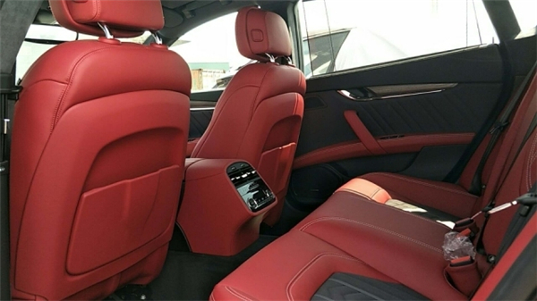 玛莎拉蒂总裁销售电话：13389982878刘经理