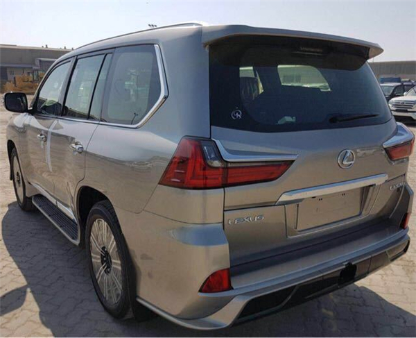 雷克萨斯LX570 7×24H销售热线：133-8998-2878刘经理（同微信）
